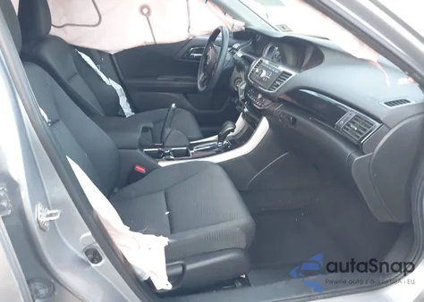 2017 Honda Accord Lx z USA, uszkodzony, nr VIN 1HGCR2F38HA301302